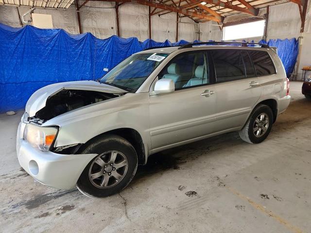 2005 TOYOTA HIGHLANDER BASE  
