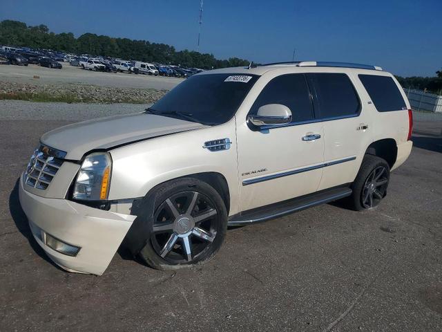 2012 CADILLAC ESCALADE LUXURY  
