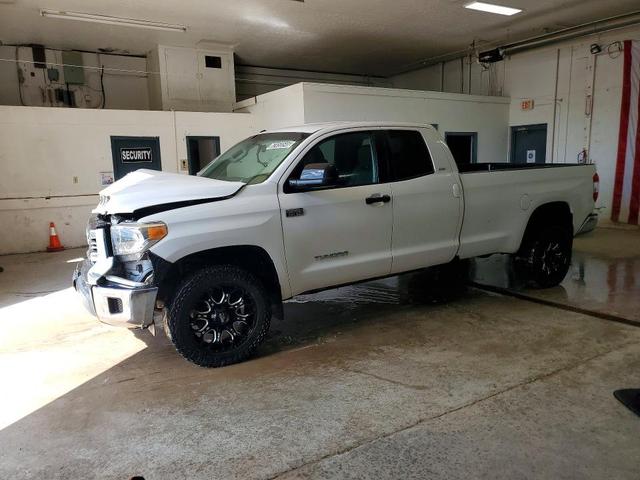 2016 TOYOTA TUNDRA SR