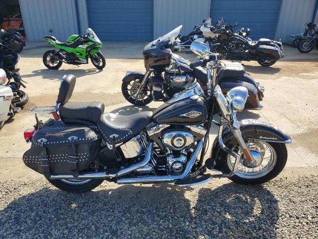 2013 HARLEY-DAVIDSON FLSTC HERITAGE SOFTAIL CLASSIC