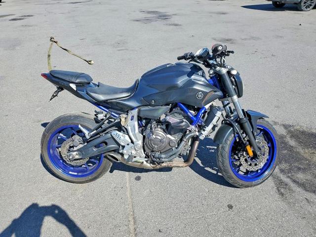 2015 YAMAHA FZ07   
