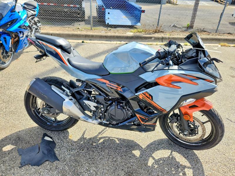 2025 KAWASAKI EX500 H  