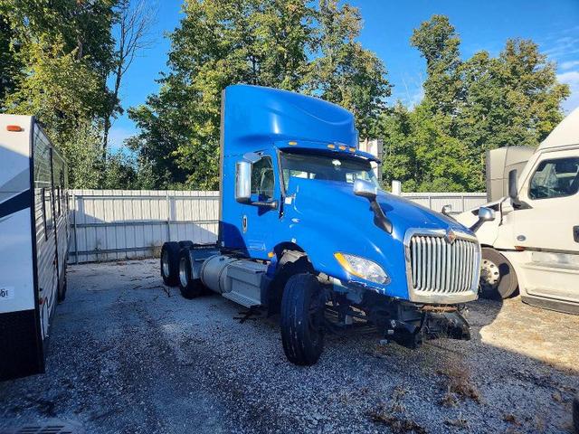 2022 INTERNATIONAL LT625 SEMI TRUCK