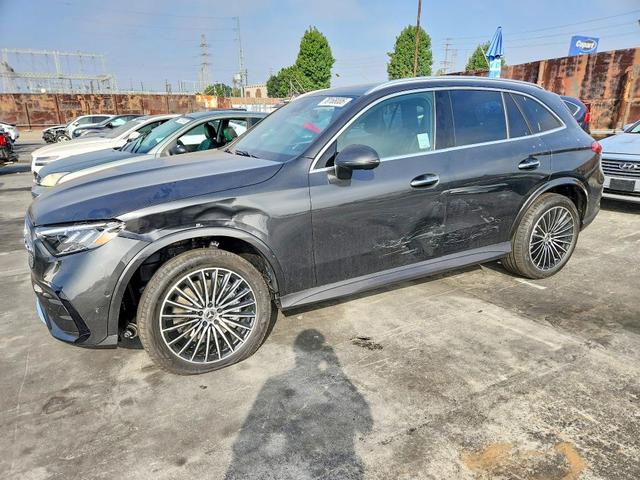 2026 MERCEDES-BENZ GLC 300  