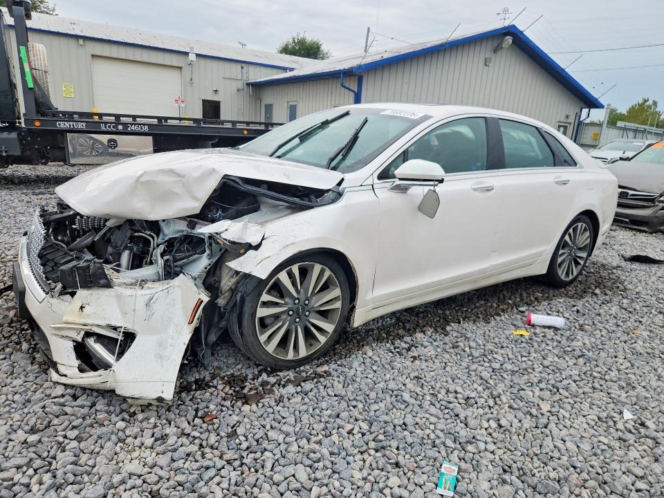 2017 LINCOLN MKZ RESERVE  