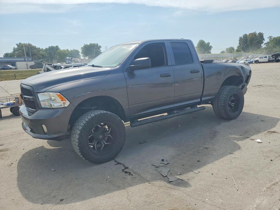2015 RAM 1500 ST  