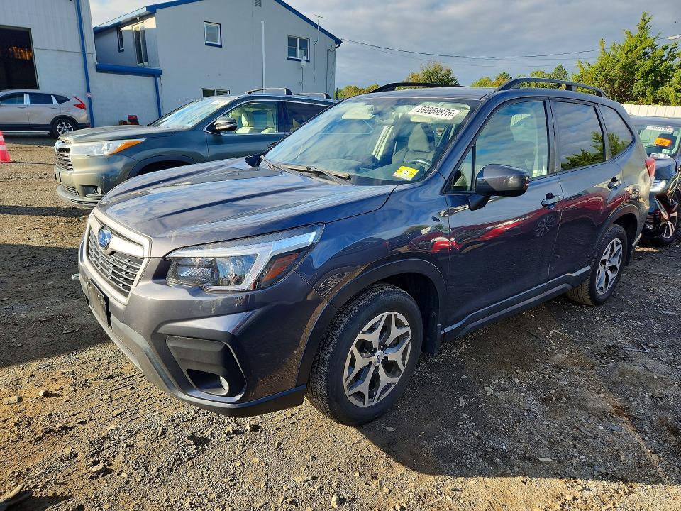 2021 SUBARU FORESTER PREMIUM  