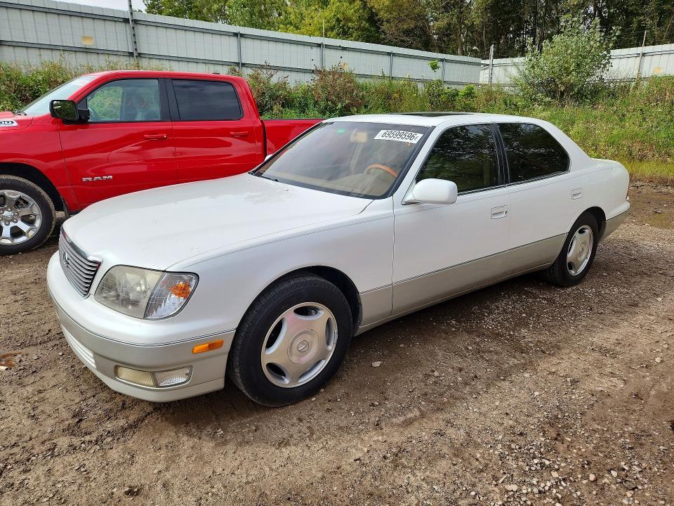 2000 LEXUS LS 400  