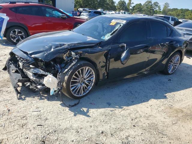 2022 LEXUS IS 300  