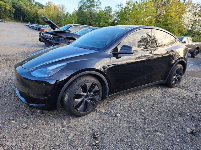 2025 TESLA MODEL Y   