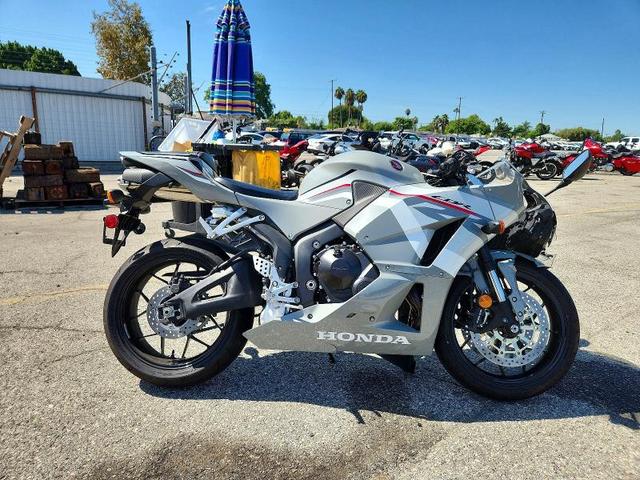2026 HONDA CBR600 RR  