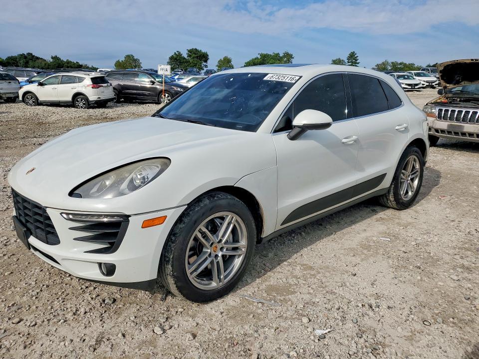 2015 PORSCHE MACAN S  