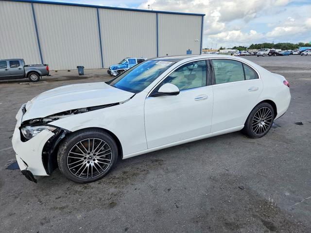 2026 MERCEDES-BENZ C 300  