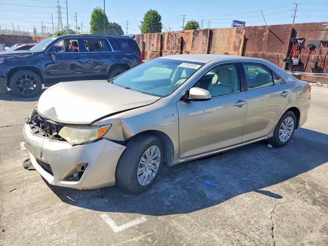 2013 TOYOTA CAMRY HYBRID LE  