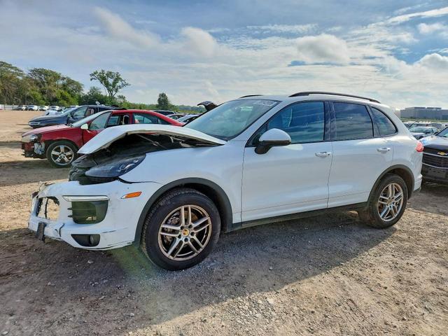 2017 PORSCHE CAYENNE S  