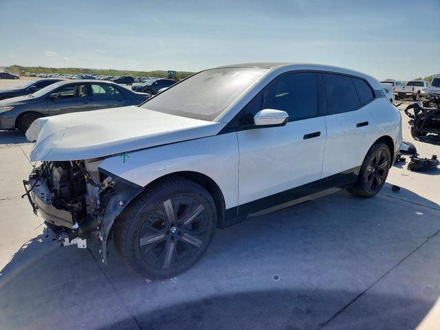2025 BMW IX XDRIVE50  