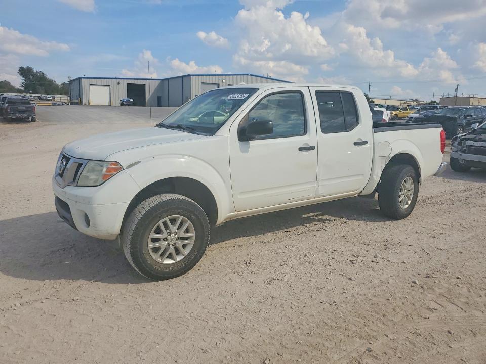 2016 NISSAN FRONTIER SV  