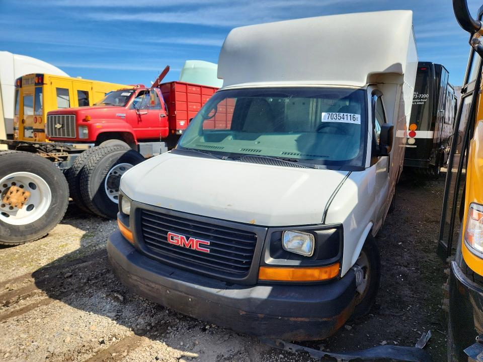 2010 GMC SAVANA G2500  