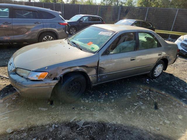 1999 TOYOTA CAMRY LE  