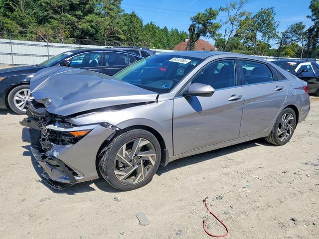 2025 HYUNDAI ELANTRA SEL  