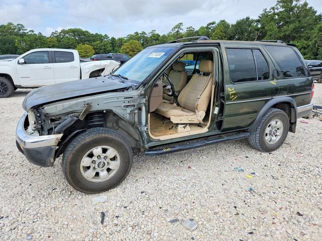 1998 NISSAN PATHFINDER XE  