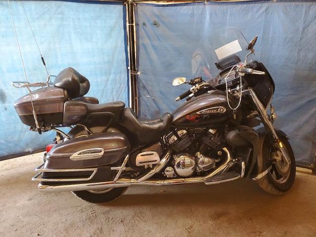 2013 YAMAHA VENTURE 13