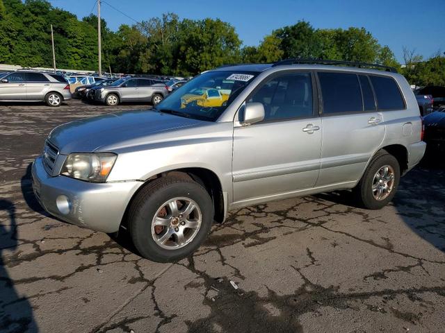 2005 TOYOTA HIGHLANDER BASE  