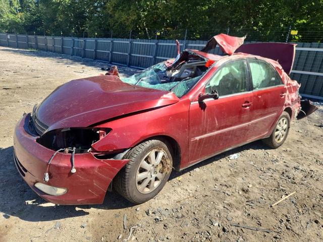 2004 TOYOTA CAMRY XLE V6  