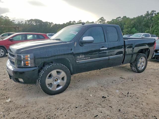 2011 CHEVROLET SILVERADO C1500 LT  