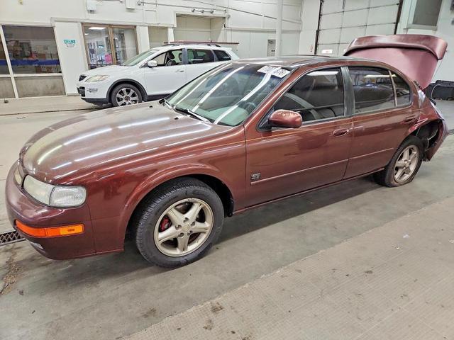 1999 NISSAN MAXIMA   