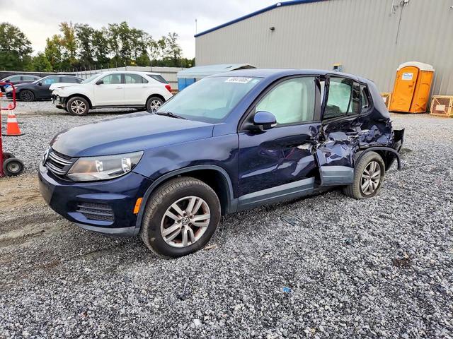 2013 VOLKSWAGEN TIGUAN S  