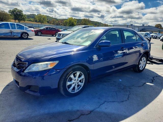 2011 TOYOTA CAMRY LE  