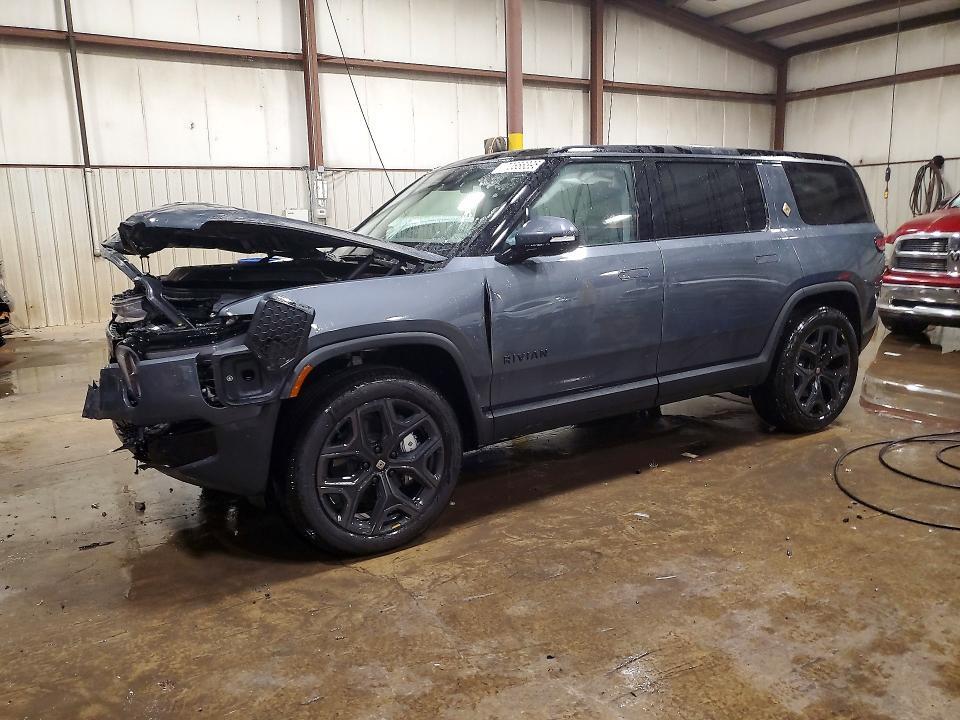2026 RIVIAN R1S ADVENTURE  