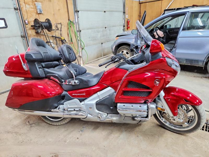 2017 HONDA GL1800   