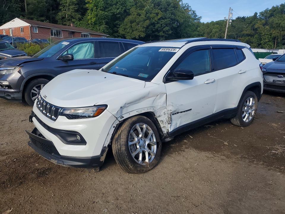 2023 JEEP COMPASS LATITUDE LUX  