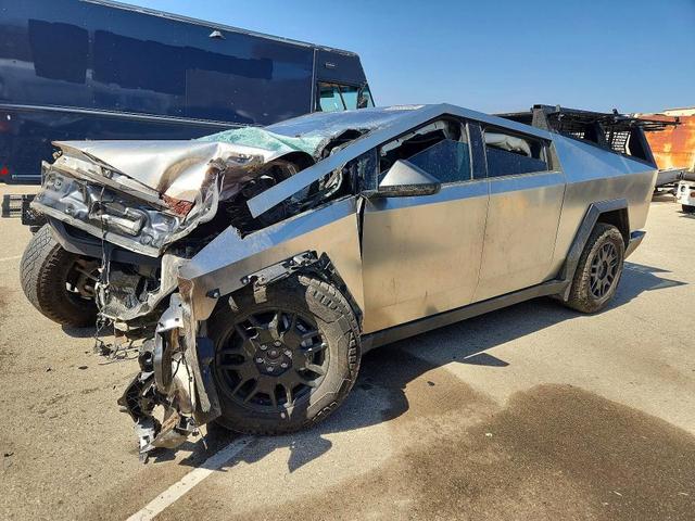 2024 TESLA CYBERTRUCK   