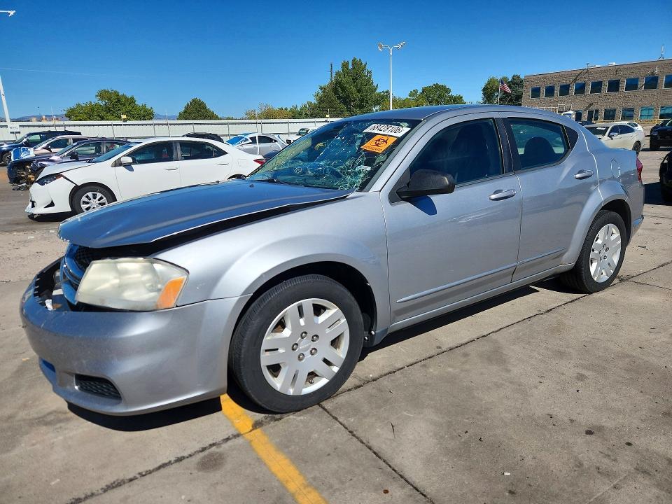2013 DODGE AVENGER SE  