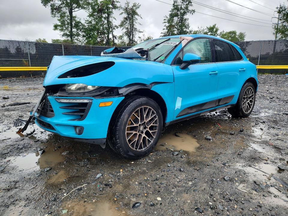2018 PORSCHE MACAN   