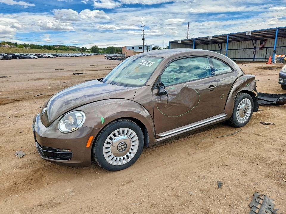 2013 VOLKSWAGEN BEETLE   