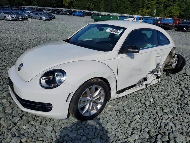 2013 VOLKSWAGEN BEETLE   