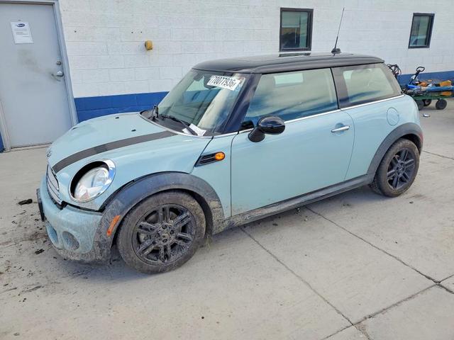 2013 MINI COOPER   