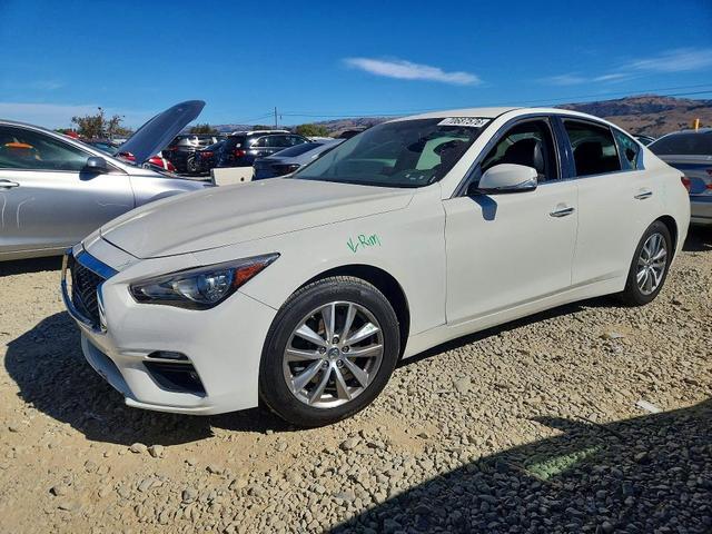 2018 INFINITI Q50 20T PURE  