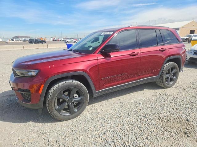 2022 JEEP GRAND CHEROKEE LAREDO  