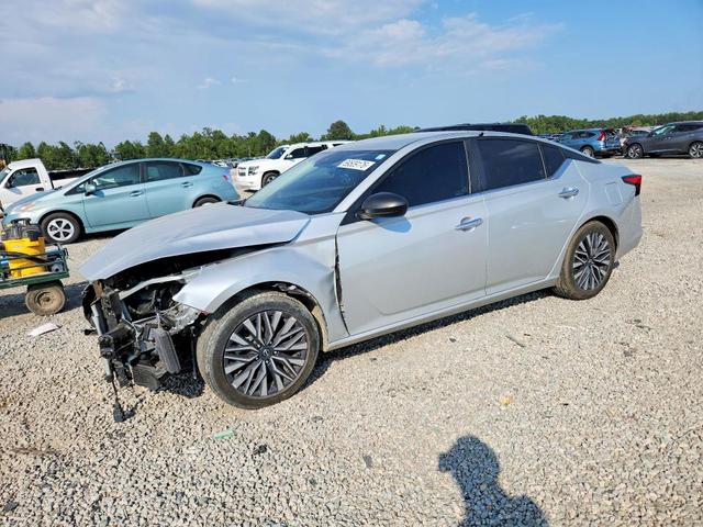 2024 NISSAN ALTIMA SV  