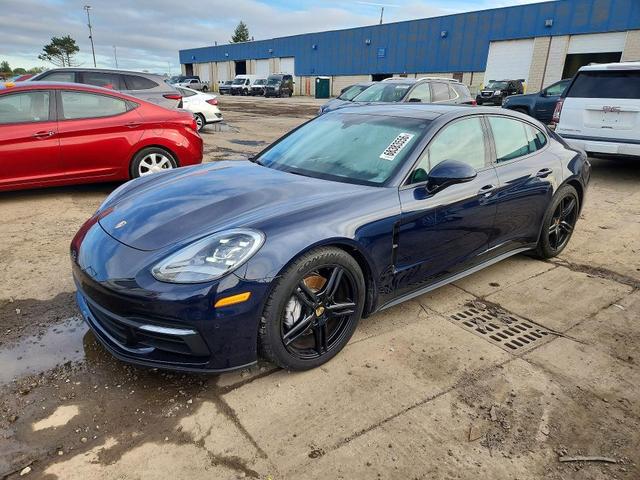 2018 PORSCHE PANAMERA 4  