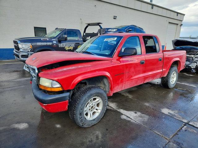2002 DODGE DAKOTA QUAD SPORT  