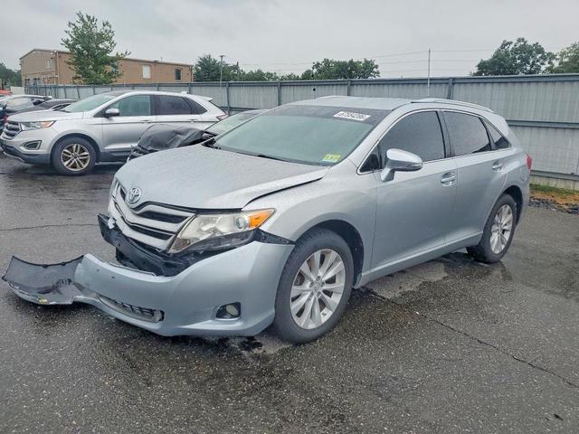 2015 TOYOTA VENZA LE  