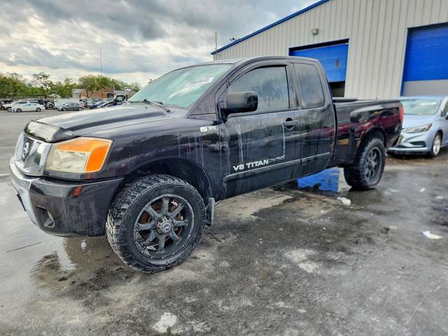 2011 NISSAN TITAN SV  