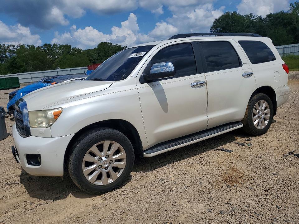 2010 TOYOTA SEQUOIA PLATINUM  