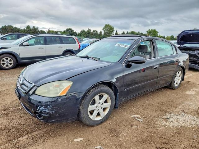2002 NISSAN ALTIMA 25  